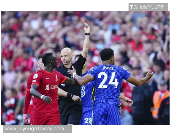 中超激战利物浦险胜本菲卡争议判罚引发全场热议